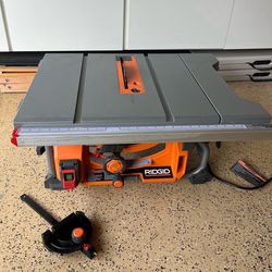 RIDGID 15 Amp 10 in. Portable Corded Jobsite Table Saw