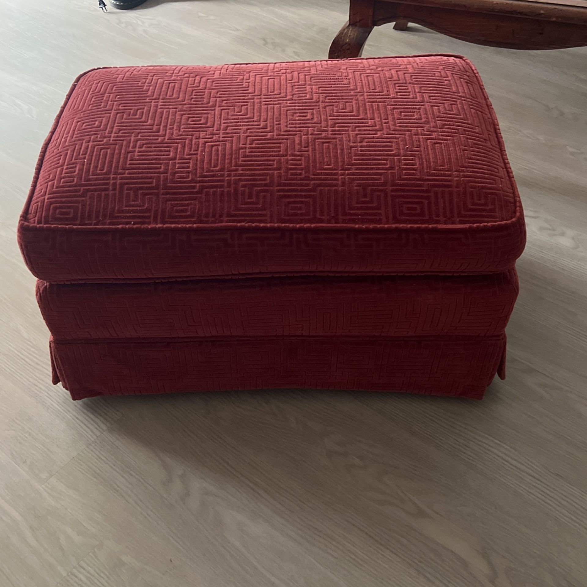 Rolling ottoman 