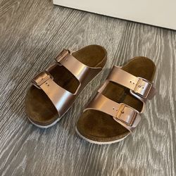 Girls Birkenstocks 