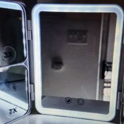 -Azur Travel Makeup Mirror With LOTS OF EXTRAS