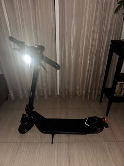 NIU KQi3 Pro Electric Scooter