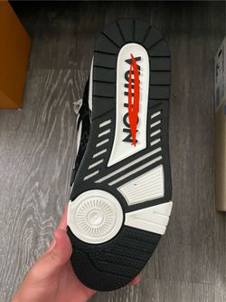 Lv trainer shoes