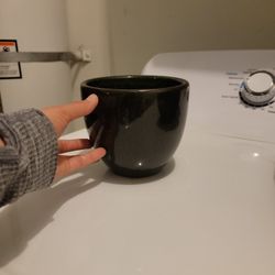 Small Flower Pot With Drainage Hole 