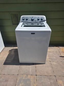Maytag Washer in working condition no issues.