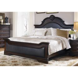 Vintage Fleur-de-Lis Bed Frame (Includes Assembled Box Spring)