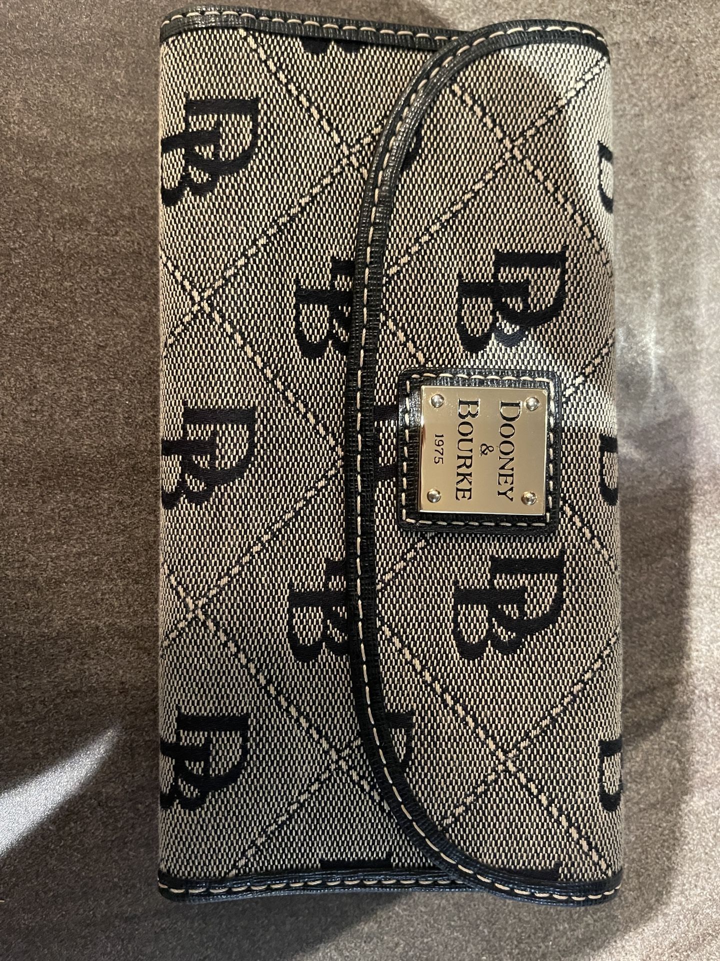 Beautiful Dooney & Burke Wallet