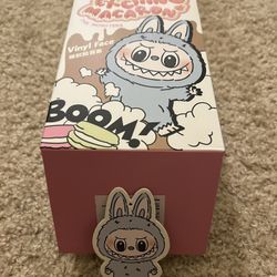 Exciting Macaron Labubu