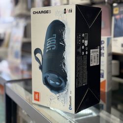 JBL Charge 6
