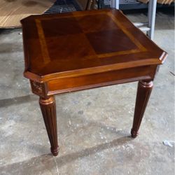 Gorgeous Side Table 