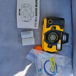 SEA & SEA 35MM UNDERWATER CAMERA 