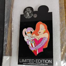 DS Disney Jessica & Roger Rabbit Kissing LE 250 Pin #96183