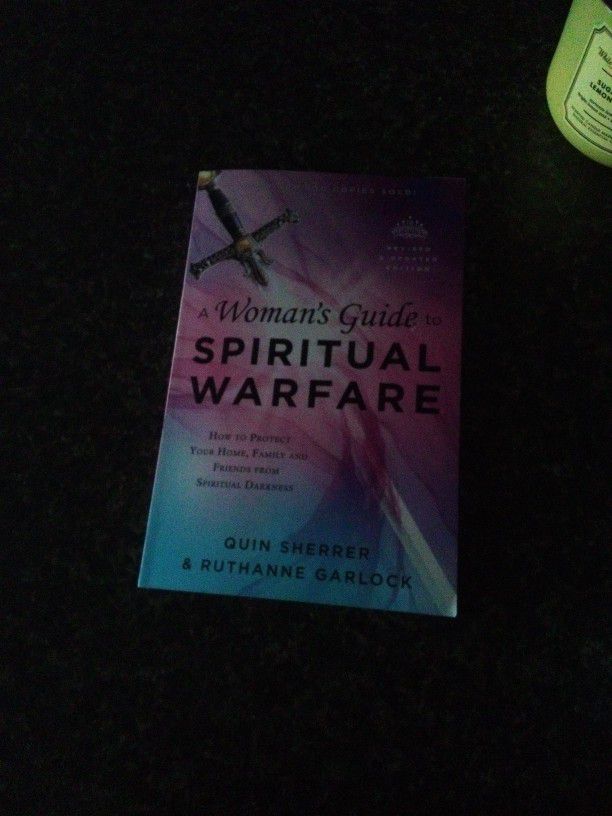 A Woman's Guide to Spiritual Warfare 