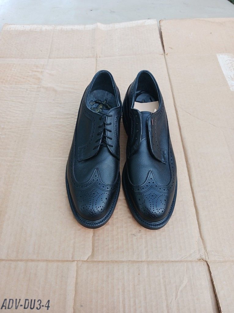 New  Mens Black Stacies  Genuine Leather Size 9 1/2 $45
