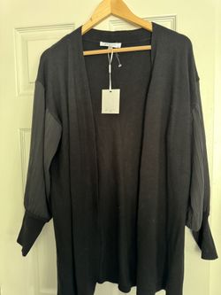 Women Sweater Size: M Brand New