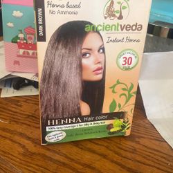 Henna hair Color