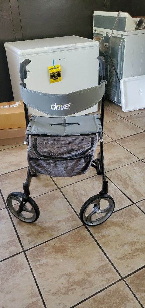 Zler All Terrain Rollator Walker