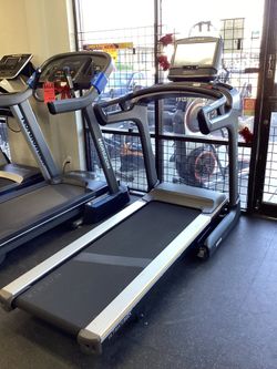 Treadmill Matrix TF50 With XIR Monitor 400lb Weight 