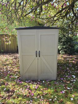 Rubbermaid Outdoor Shed