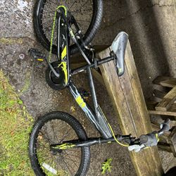 K2 BMX 20” -wheel bike with brakes
