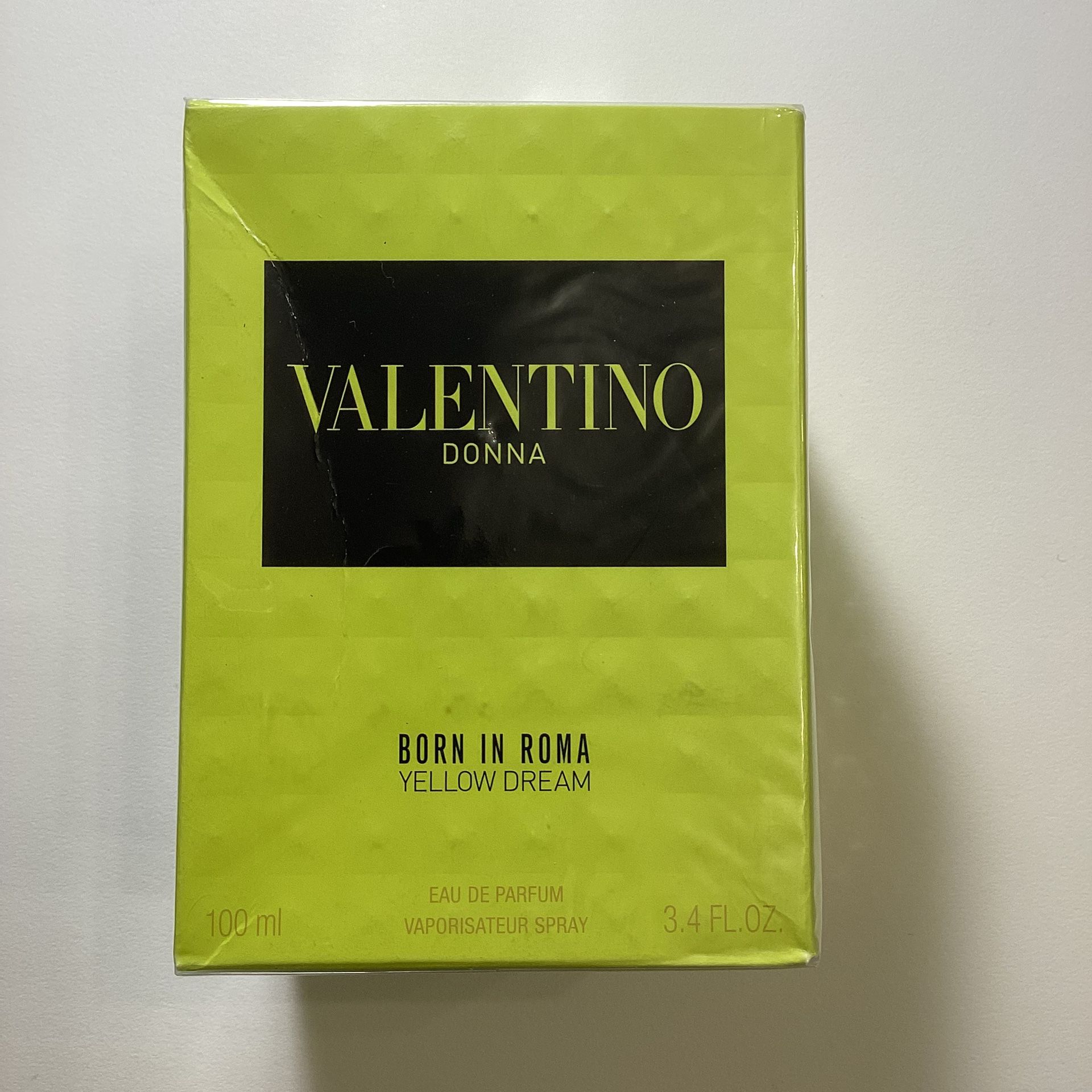 Valentino Born In Roma Yellow Fantasy Perfume