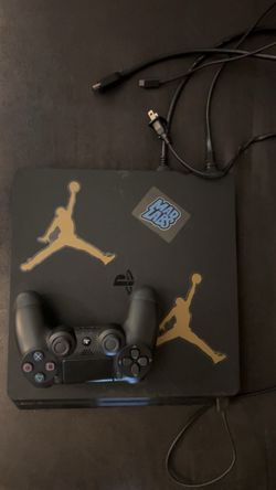 PlayStation 4 Slim Console with Controller
