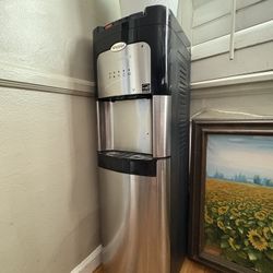 Water Dispenser 