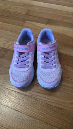 Pink Skechers