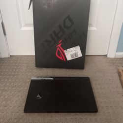 AMD Gaming Laptop Asus Rog Strix