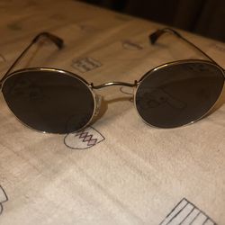 MVMT sunglasses 