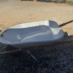 Wheel barrow 