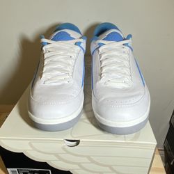 Jordan Retro 2 Low Unc