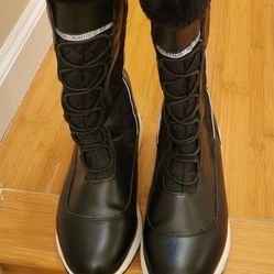 Brand New Nautica Womens Everly Cold Weather Snow Boot Size 9