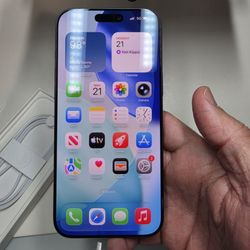 iPhone 17 Pro Max 256GB Deep Blue Unlocked - Open Box