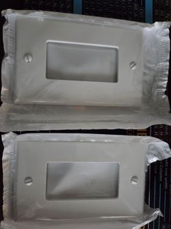 1-Gang White Decora/Rocker Plastic Standard Wall Plate (1-Pack) 80401-W