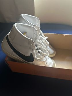 Nike Blazers Size 8.5 men