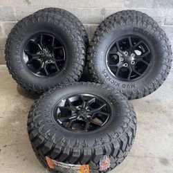 5 2025 Jeep Wrangler Gladiator 17” Black Factory OEM Wheel Rims Falken MT Tires