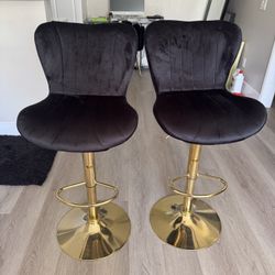 2 Velvet Black Bar Stools Great Condition.