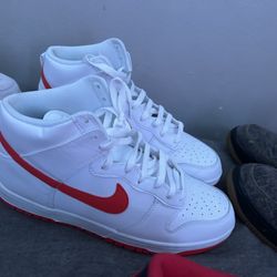 Nikes Size 10