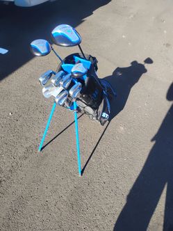 Men's Callaway Strata Complete Set! Golf Clubs!