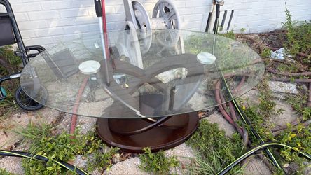 Round Glass Top Dining Table free