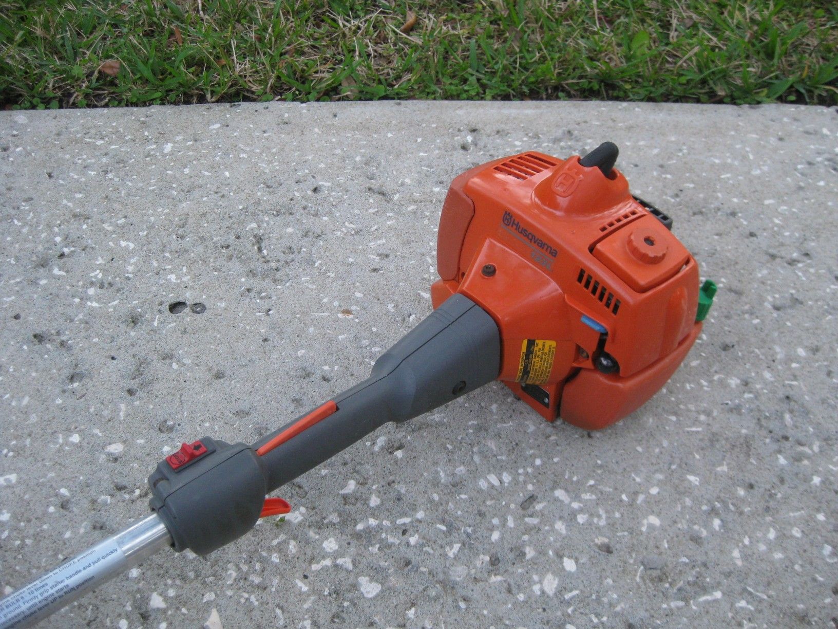 Husqvarna 123L Commercial Weedeater for Sale in Apopka FL OfferUp