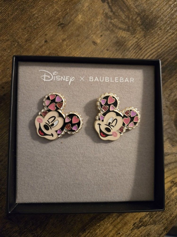 Disney x Baublebar Mickey Mouse Valentine Hearts Stud Earrings NIB