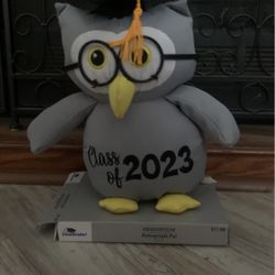 2023 Grad Owl