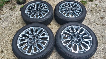 22" GMC Yukon Chevy Tahoe Escalade OEM wheels