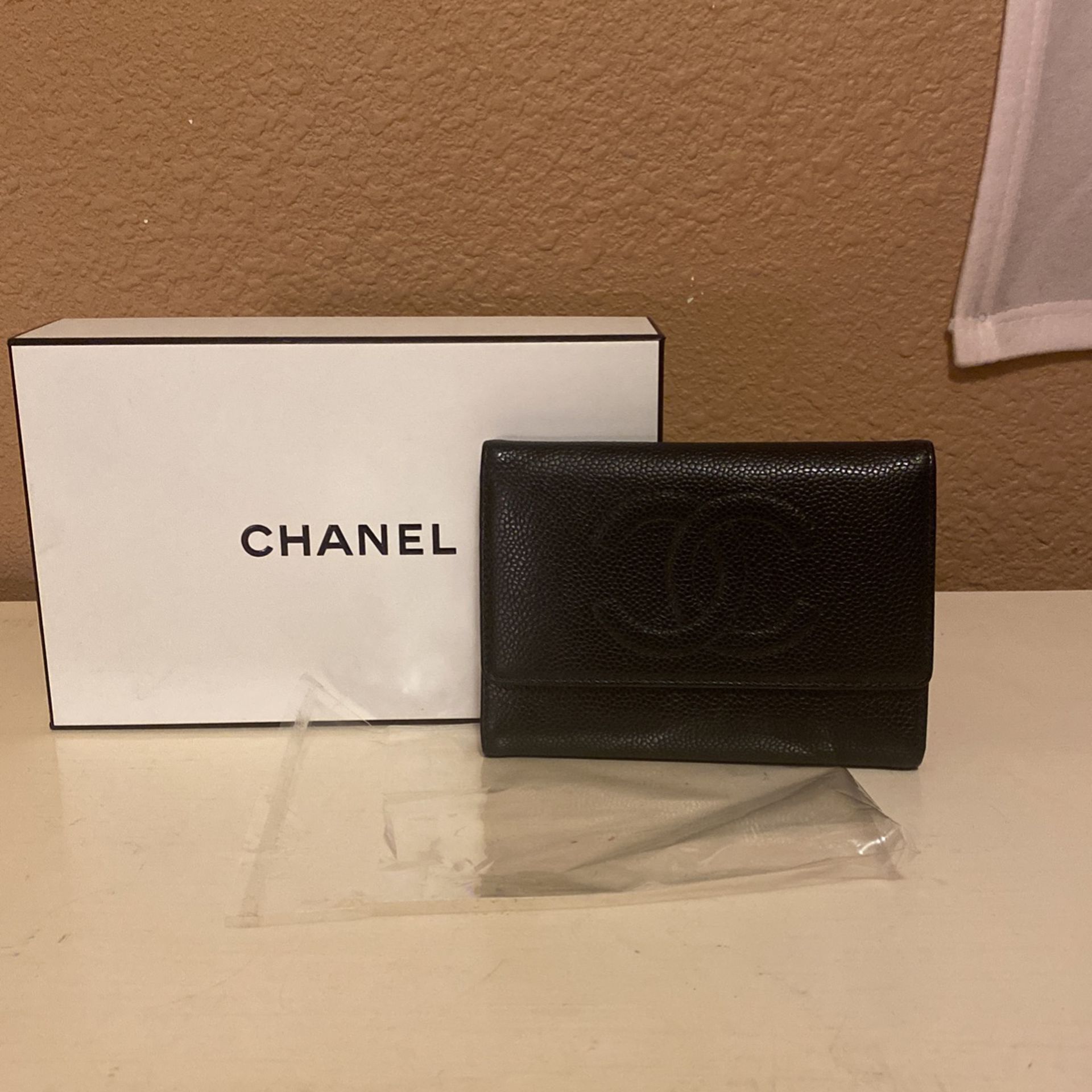 Chanel New Womens Authentic  Cc Logo Black Caviar Skin Bifold Wallet With Serial Number Seal $300 Obo C My Other Chanel Authentic Items Ty