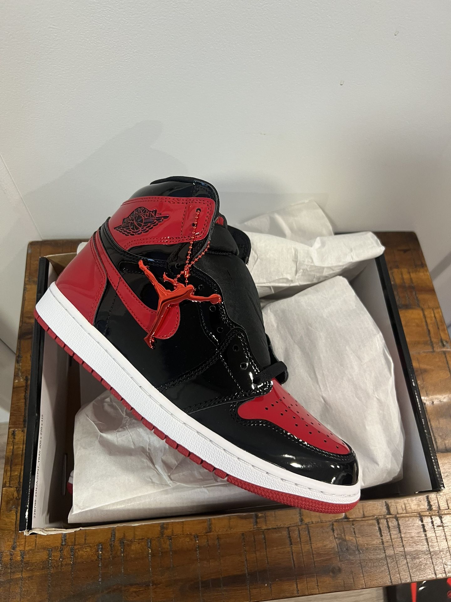 Air Jordan 1 (Patent Bred) Sz 9