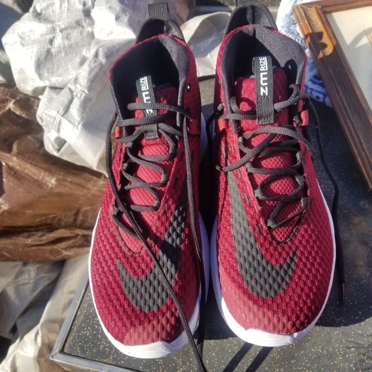 Size 13 Like New Nikes
