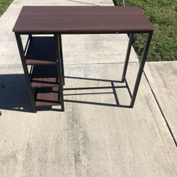 Computer desk
