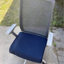 Haworth Very Mesh Office Chair