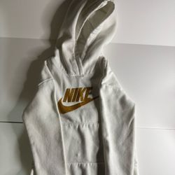 Pre- Owned In Excellent Condition Nike White Boys Or Girls Hooded Sweatshirt 